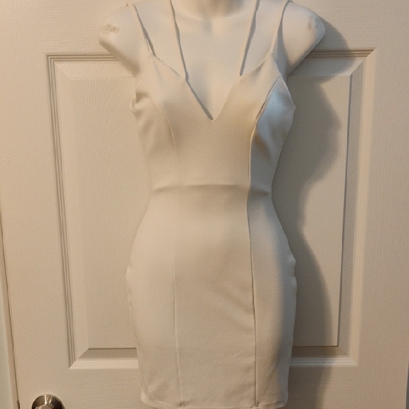 Windsor Dresses & Skirts - Windsor Ivory Mini Dress